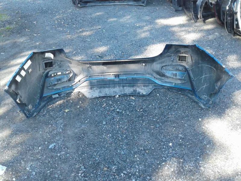 Defensa (parachoques) trasera usada original (OEM) Chevrolet Cruze 2016-2019