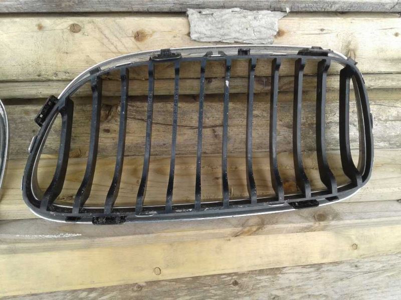 Parrilla usada original (OEM) BMW 328I 2007-2010