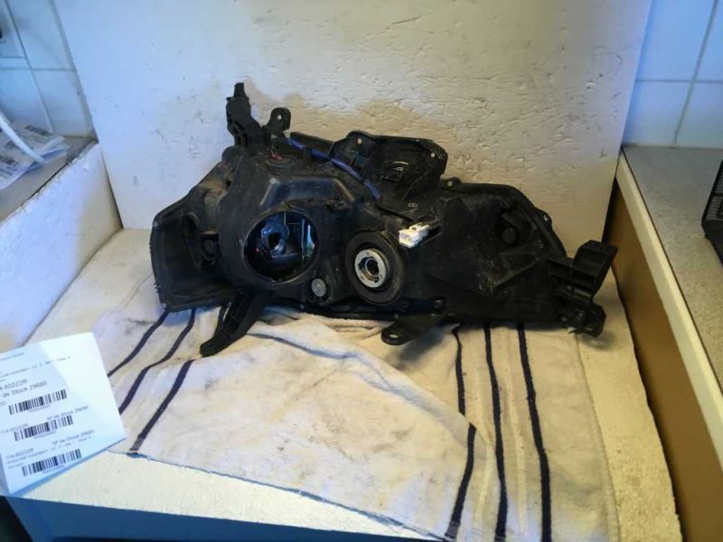 Headlamp Assembly used genuine OEM Toyota 4RUNNER 2014-2020
