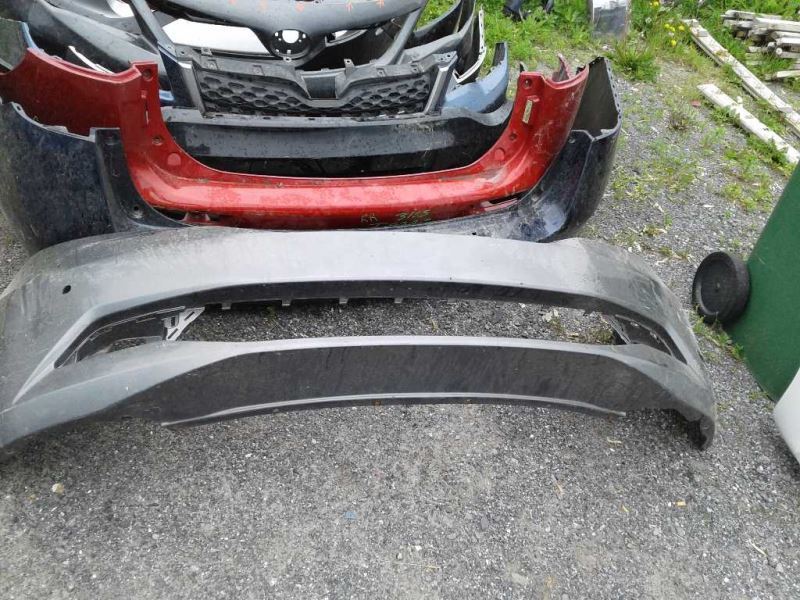 Front bumper cover used genuine OEM Honda Odyssey 2011-2017