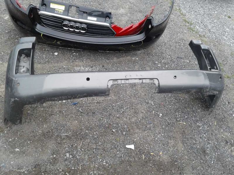 Defensa (parachoques) trasera usada original (OEM) Lexus GX460 2010-2013