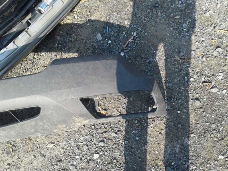 Front bumper cover used genuine OEM Acura MDX 2007-2009