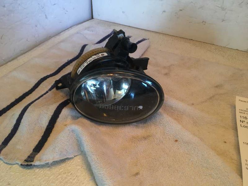 Front Lamp used genuine OEM Volkswagen Beetle 2013-2019