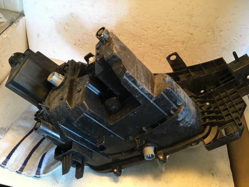 Faro usado original (OEM) Mazda CX-9 2016-2021