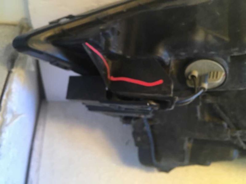Headlamp Assembly used genuine OEM Mitsubishi Outlander 2017-2018