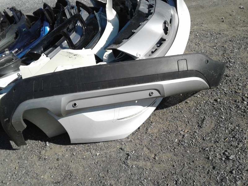 Defensa (parachoques) trasera usada original (OEM) BMW X1 2013-2015