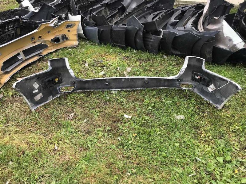 Defensa (parachoques) trasera usada original (OEM) Jeep Grand Cherokee 2011-2013