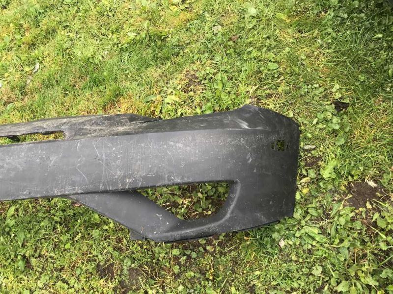 Defensa (parachoques) delantera usada original (OEM) Toyota Celica 2003-2005