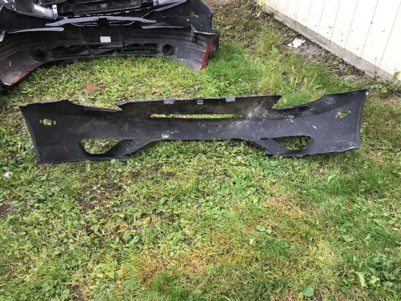 Defensa (parachoques) delantera usada original (OEM) Toyota Celica 2003-2005