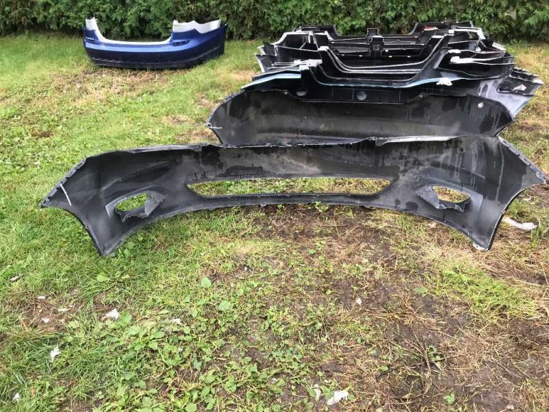 Front bumper cover used genuine OEM Toyota Sienna 2006-2010