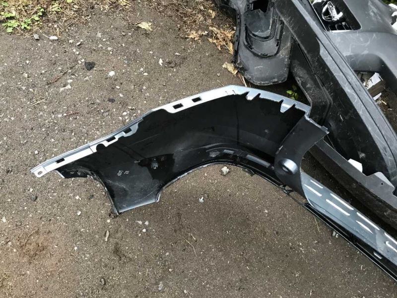 Rear Bumper Cover used genuine OEM Volvo XC60 2018-2021