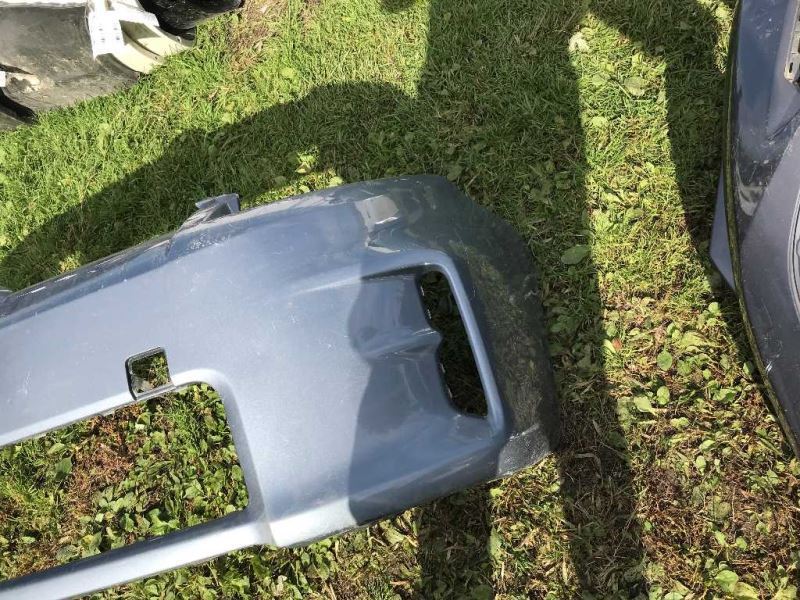 Defensa (parachoques) delantera usada original (OEM) Scion XB 2011-2015