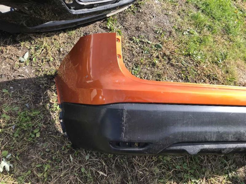 Defensa (parachoques) trasera usada original (OEM) Nissan Qashqai 2017-2019