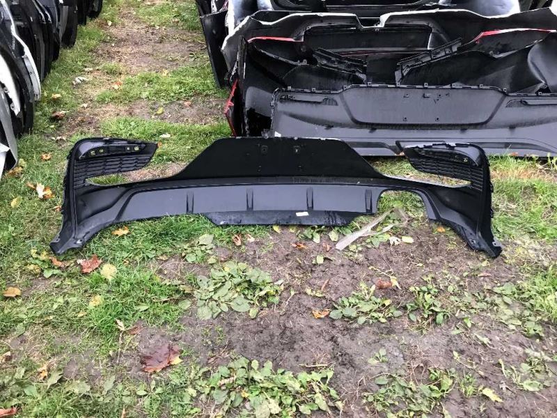 Defensa (parachoques) trasera usada original (OEM) Chevrolet Cruze 2017-2019