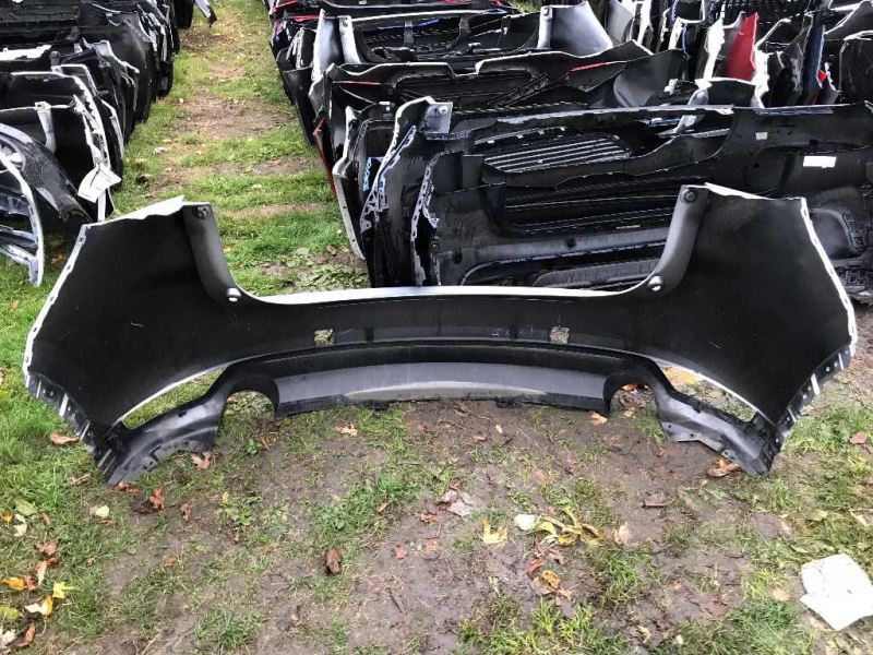 Defensa (parachoques) trasera usada original (OEM) Mazda CX-5 2017-2021