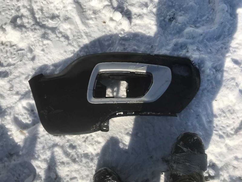 Front Bumper Cover used genuine OEM Volvo Volvo 70 Series 2008-2016