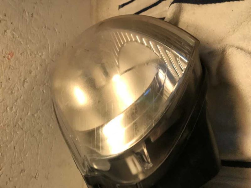 Right headlamp assembly composite used genuine OEM Volkswagen Jetta 2005-2010