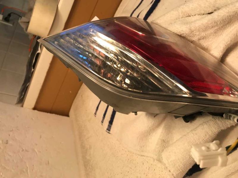 Calavera (luz trasera) izquierda usada original (OEM) Nissan Rogue 2014-2016
