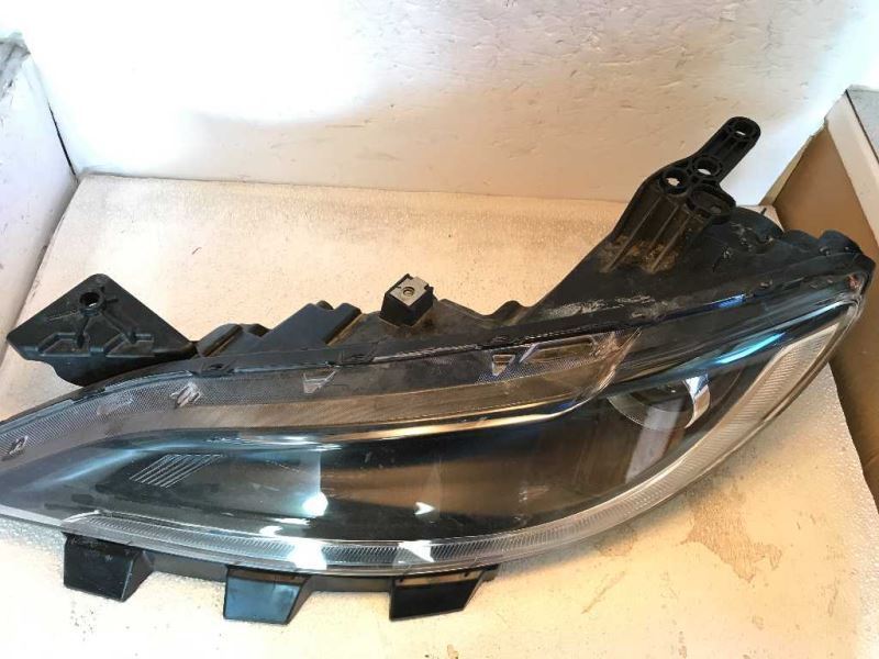 Faro izquierdo usado original (OEM) Chrysler 200 2015