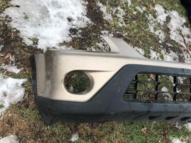 Defensa (parachoques) delantera usada original (OEM) Honda CR-V 2005-2006