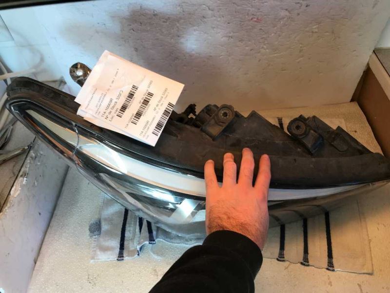Faro derecho usado original (OEM) Hyundai Santa FE Sport 2017-2018