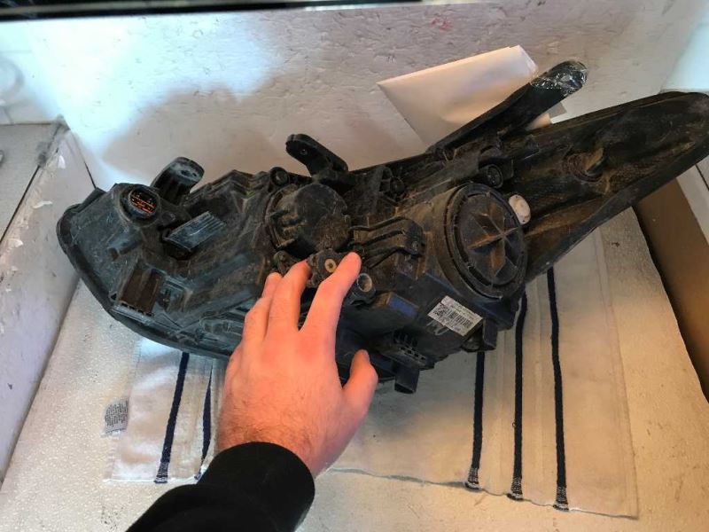 Faro derecho usado original (OEM) Hyundai Santa FE Sport 2017-2018