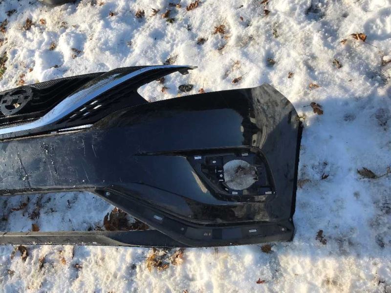 Front bumper cover used genuine OEM Nissan Murano 2015-2018