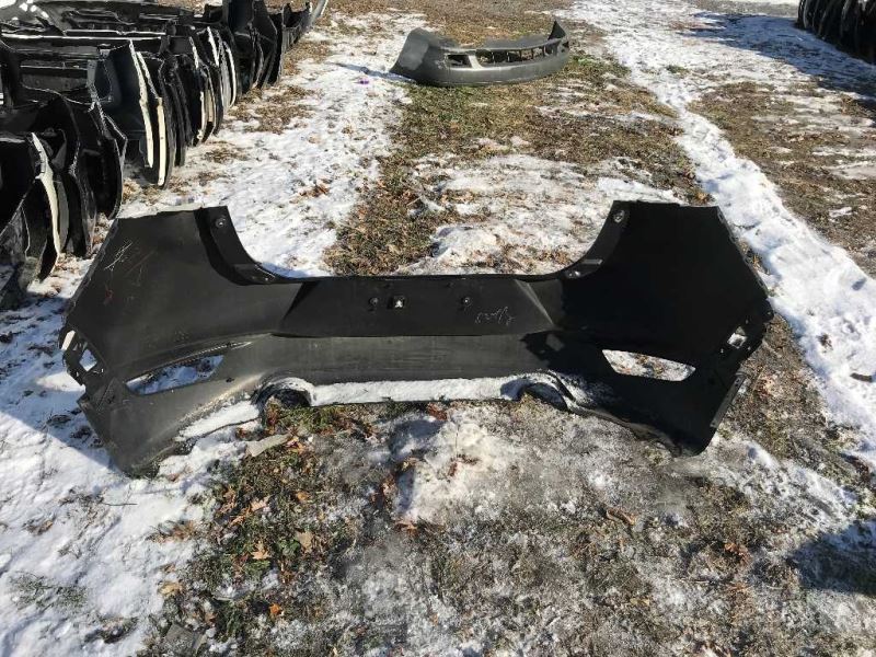 Defensa (parachoques) trasera usada original (OEM) Mazda CX-3 2016-2022