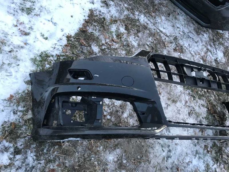 Defensa (parachoques) delantera usada original (OEM) Audi A6 2017-2018