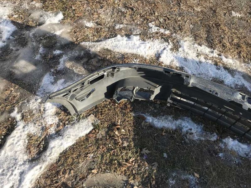 Front bumper cover used genuine OEM Volkswagen Golf 1999-2006