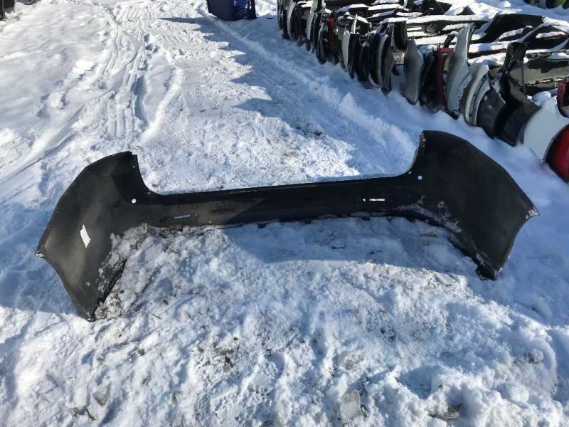 Rear bumper cover used genuine OEM Toyota Sienna 2011-2017