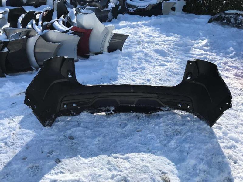Rear Bumper Cover used genuine OEM Nissan Kicks 2018-2020