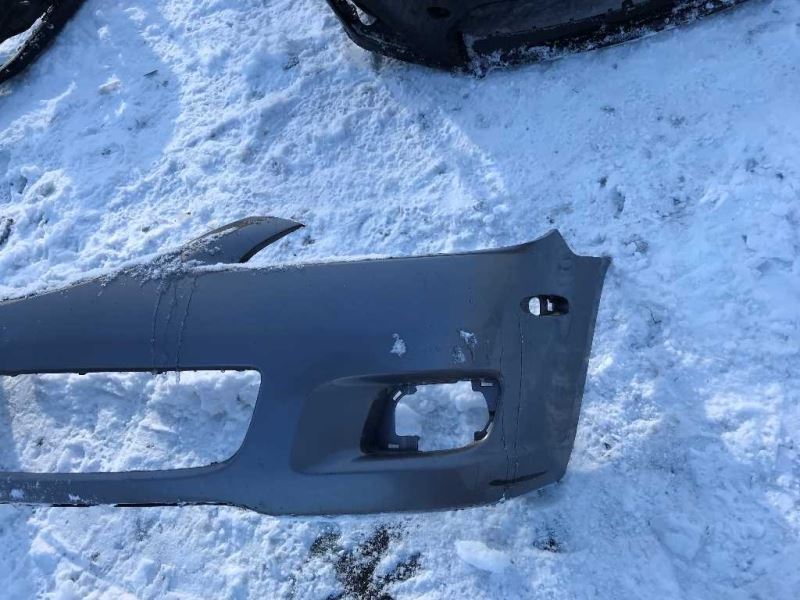 Defensa (parachoques) delantera usada original (OEM) Mazda 6 2006-2008