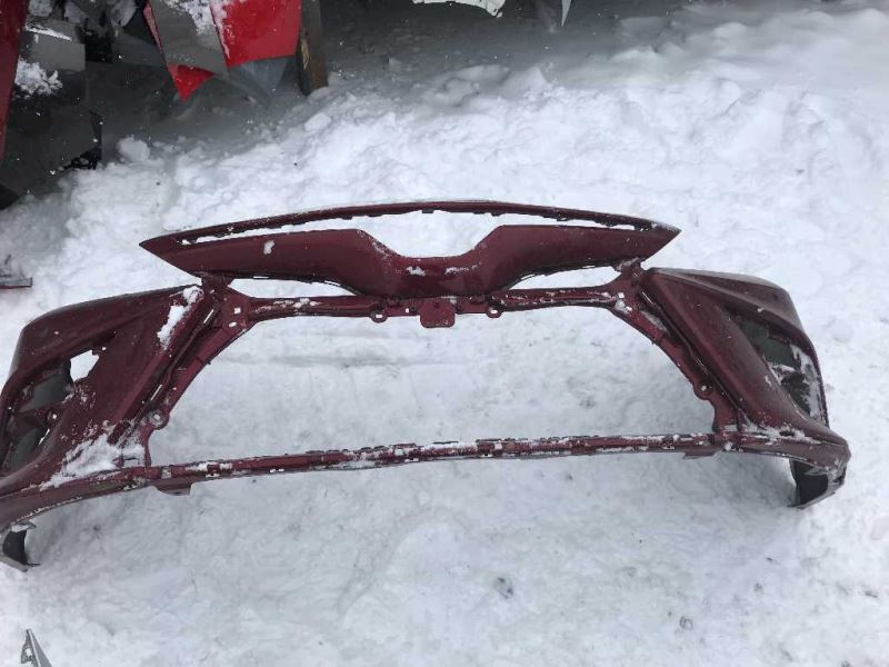 Front Bumper Cover used genuine OEM Toyota Camry 2018-2020