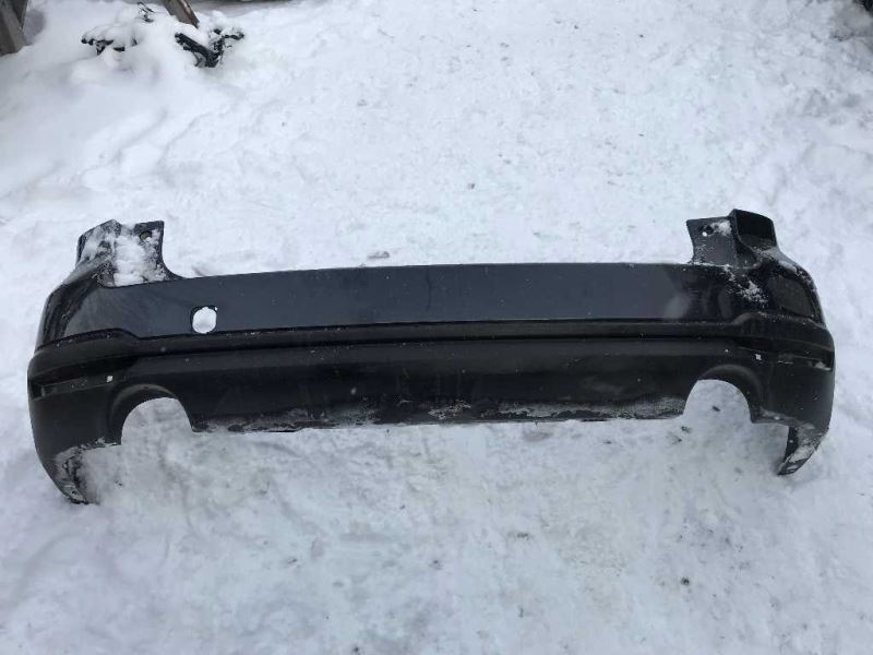 Defensa (parachoques) delantera usada original (OEM) Subaru Forester 2014-2016