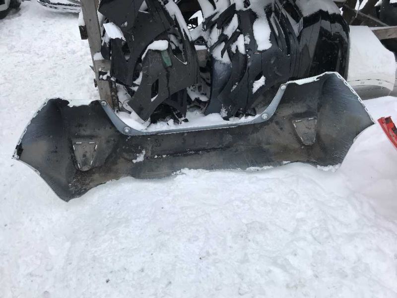Defensa (parachoques) trasera usada original (OEM) Honda FIT 2015-2017