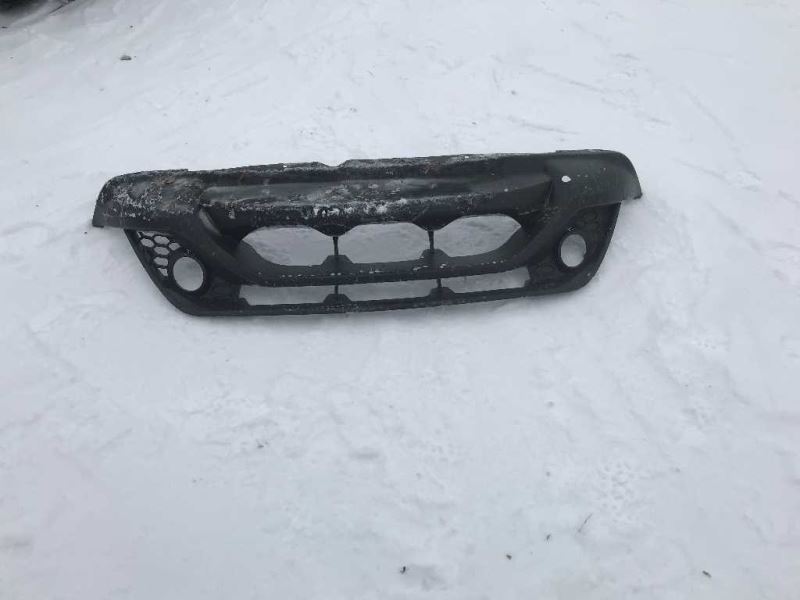 Defensa (parachoques) delantera usada original (OEM) Nissan Juke 2015-2017