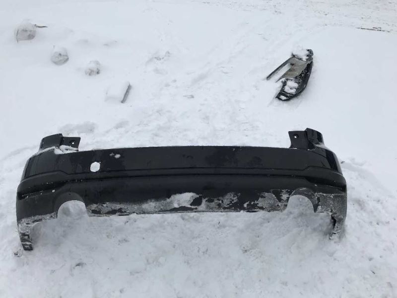 Defensa (parachoques) delantera usada original (OEM) Subaru Forester 2014-2016