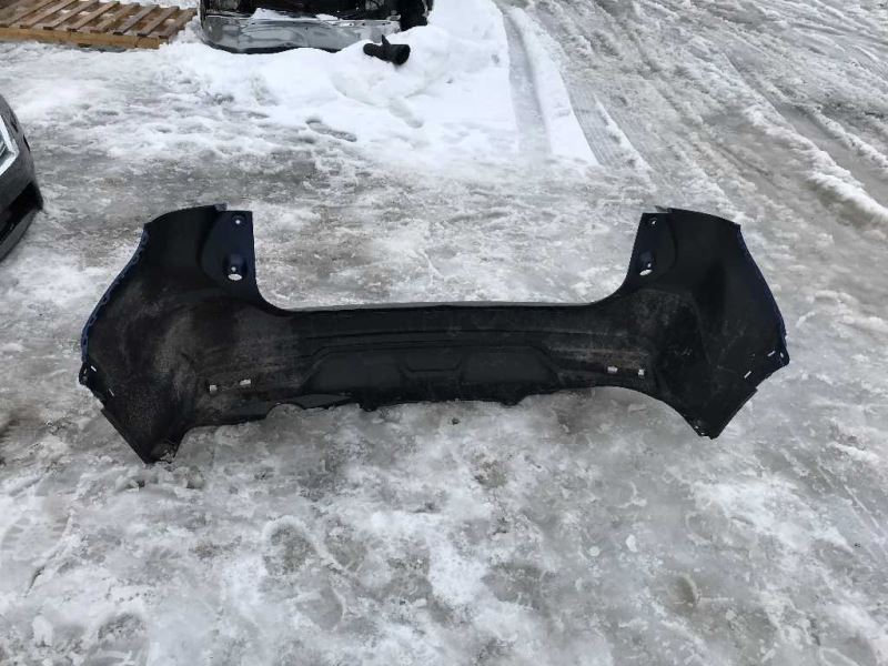 Rear Bumper Cover used genuine OEM Nissan Kicks 2018-2020