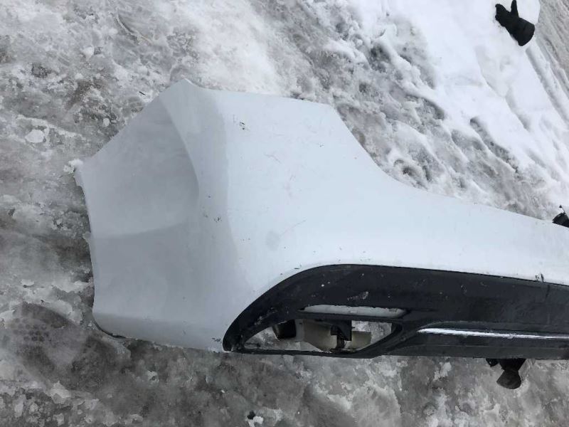 Defensa (parachoques) trasera usada original (OEM) Chrysler 200 2015-2017