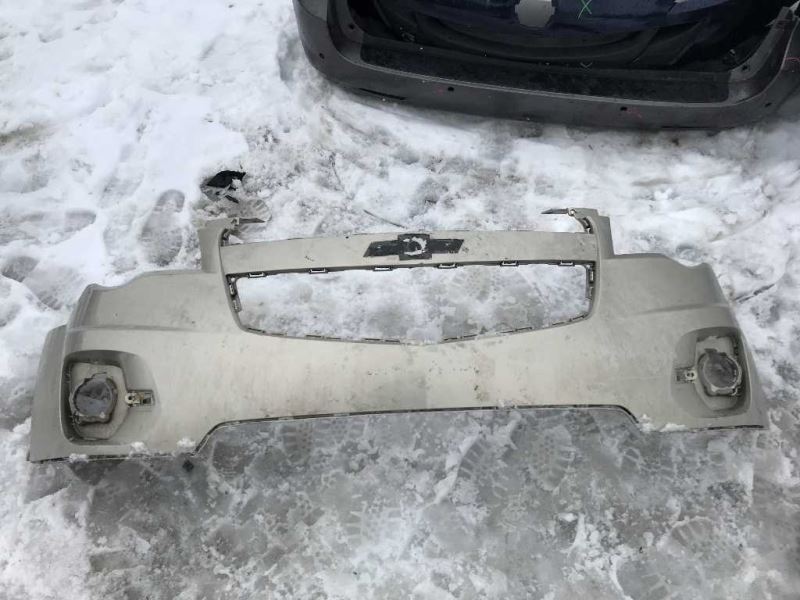 Defensa (parachoques) delantera usada original (OEM) Chevrolet Equinox 2010-2015