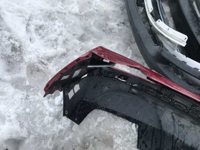 Rear bumper cover upper used genuine OEM Chevrolet Bolt EV 2017-2021