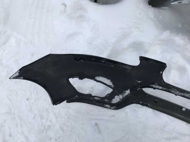 Front bumper cover used genuine OEM Hyundai Santa FE 2010-2012