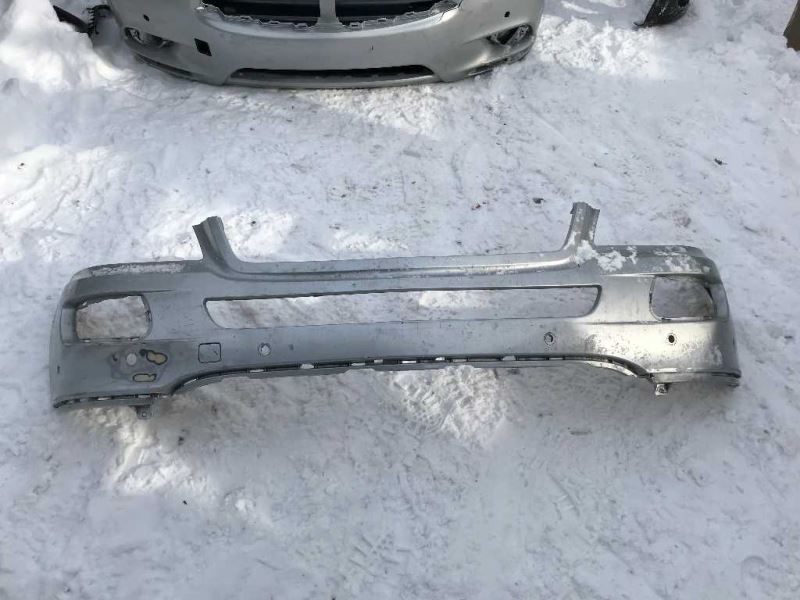 Front bumper cover used genuine OEM Mercedes-Benz ML350 2006-2008