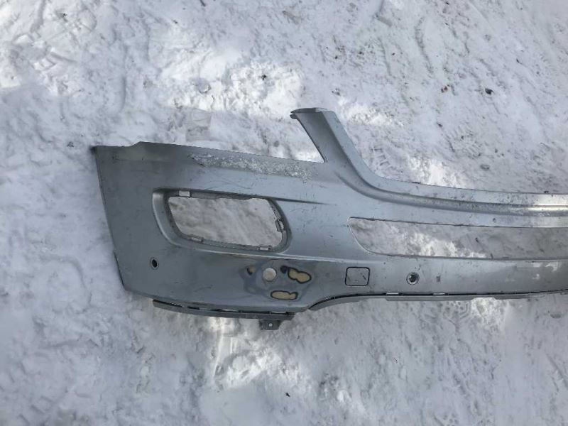 Front bumper cover used genuine OEM Mercedes-Benz ML350 2006-2008