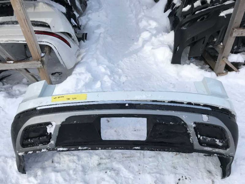 Rear bumper cover upper used genuine OEM Volkswagen Atlas 2018-2020