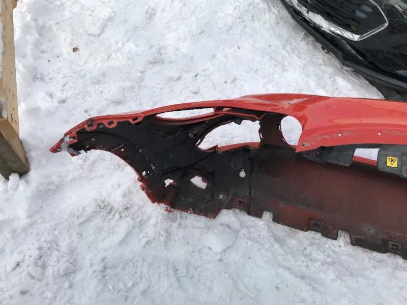 Defensa (parachoques) delantera usada original (OEM) Fiat 500 2012-2019