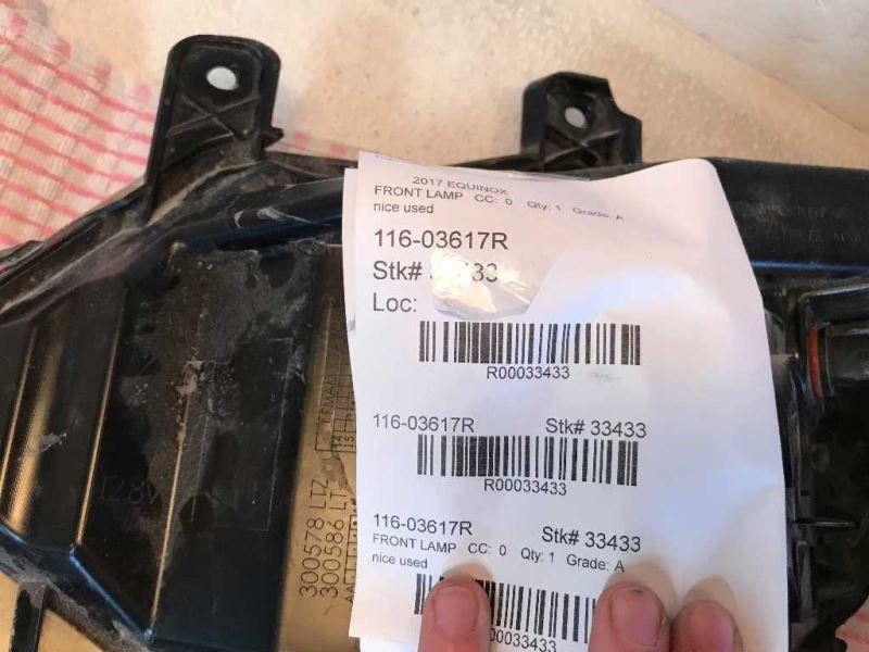 Right fog lamp assembly used genuine OEM Chevrolet Equinox 2016-2017