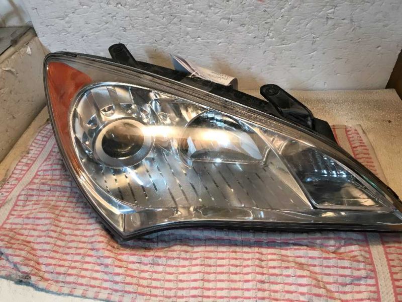 Faro derecho usado original (OEM) Hyundai Genesis Coupe 2010-2012
