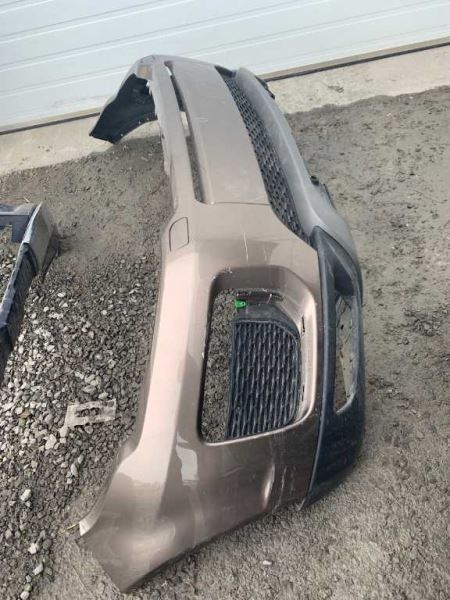 Front bumper cover used genuine OEM Land Rover Range Rover Evoque 2016-2019